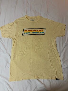 Rip Curl Pale Yellow Logo Short Sleeve Tee